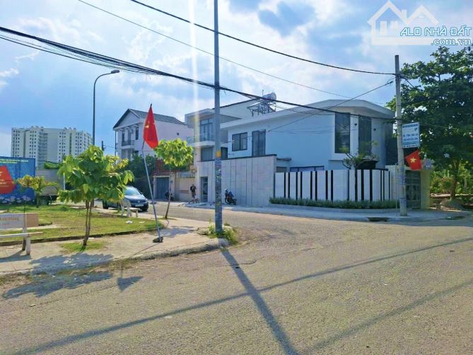 BẤT NGỜ GIỮA LÒNG THỦ ĐỨC – 170M2 NGAY CÔNG VIÊN – GIÁ CHỈ 7 TỶ NHỈNH - 2