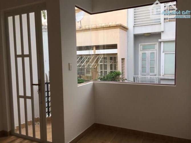 DT 56M2 - HẺM 154 ÂU DƯƠNG LÂN - KHU VIP - HẺM THÔNG - Ô TÔ CÁCH 20M - CHỈ 6.5 TỶ - 2