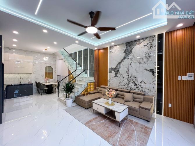 Bán nhà Văn Hoá Tây Đô đường số 8A, Cần Thơ, 3 phòng ngủ, có PN trệt, nội thất, mới 100% - 2