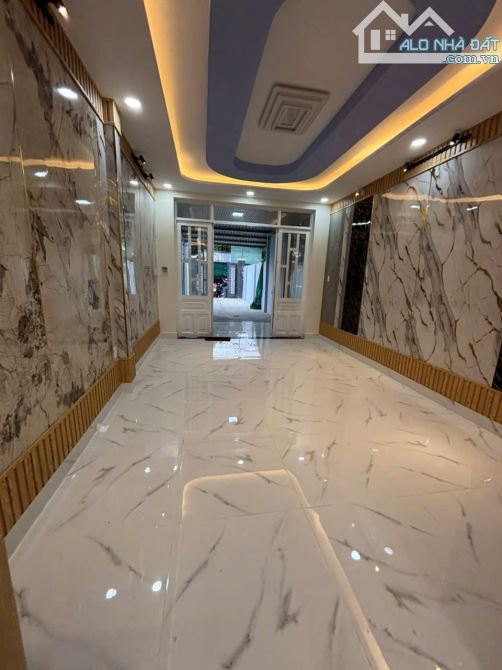 Cần tiền làm ăn bán lại căn nhà 143m2 ở Hóc môn giá 1 tỷ 050 triệu. - 2