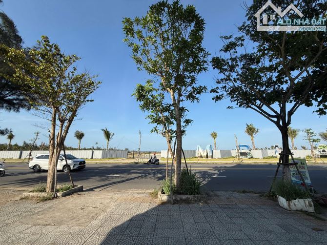 LÔ ĐẤT MẶT TIỀN VÕ NGUYÊN GIÁP - 314M2 - MT: 12M - GẦN BIỂN  - KINH DOANH TỐT - 51 TỶ - 2