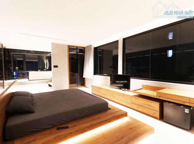 Nhà Đẹp Mặt Tiền 5 tầng, Đồng Đen, Tân Bình, 5.7x17m, 104m2, chỉ 29.9 tỷ TL - 2
