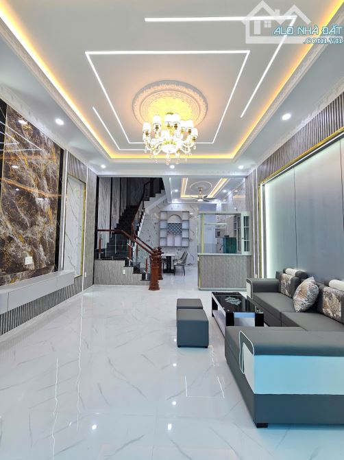4Tỷ850__97m2__Nhà đúc 3 tấm Hoàn Công, Full Nội Thất__có Phòng ngủ dưới__gần chợ Đông Đô - 2
