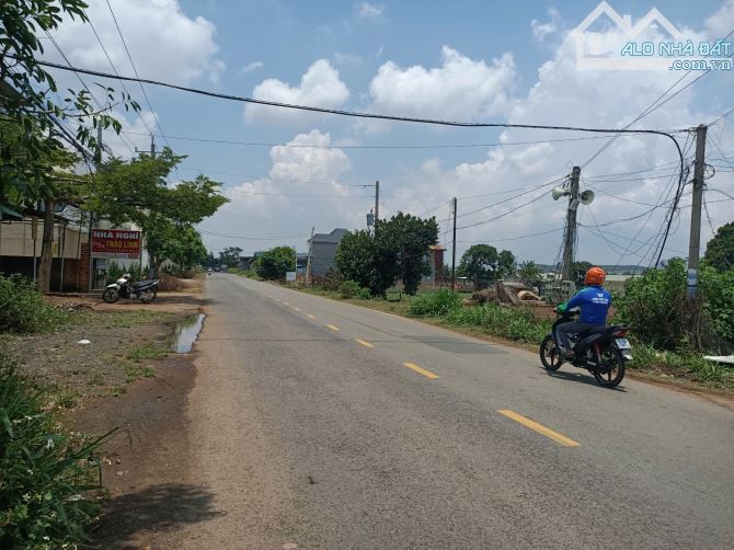 Bán đất mặt tiền DH1 Dt 10x50m tc150m2 Kinh doanh Buôn Bán - Làm Kho - 2