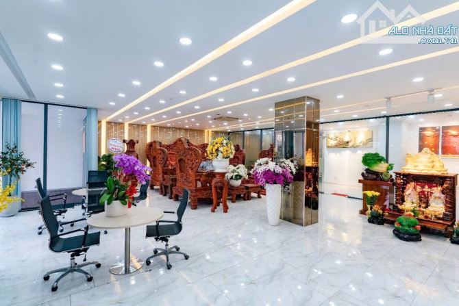 BÁN TOÀ NHÀ VĂN PHÒNG 7 TẦNG HÀ HUY GIÁP - 2