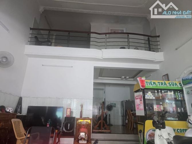 Bán Nhà Cấp 4 Mặt Tiền Đường Bạch Đằng 67M2 (6.2x10) - Giá:7Tỷ tl - 2