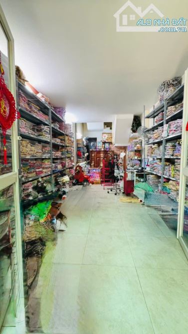 🏭Chỉ 10,2tỷ để sở hữu Căn nhà MT đường số 33 phường Tân kiểng quận 7 . 🌹 - 2
