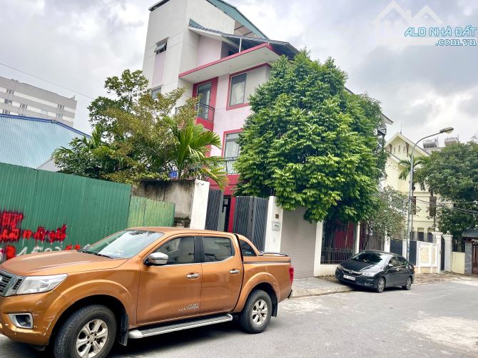Khu đô thị mới Sài Đồng, Lô đất vàng siêu hiếm, Xây Biệt thự DT 175m2 mt 7.5m - 2