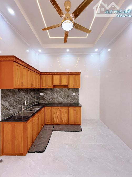 NHÀ MỚI XÂY 1 TRỆT 1 LẦU - HẺM 81 HỒ BÚN XÁNG - GẦN SIÊU THỊ LOTTE - 28