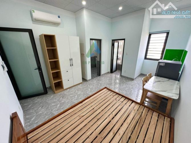 CHO THUÊ KHÁCH SẠN ĐƯỜNG 29/3 - MẠC ĐĂNG DOANH - 250 M² - 28 PN - GIÁ 100 TRIỆU - 3