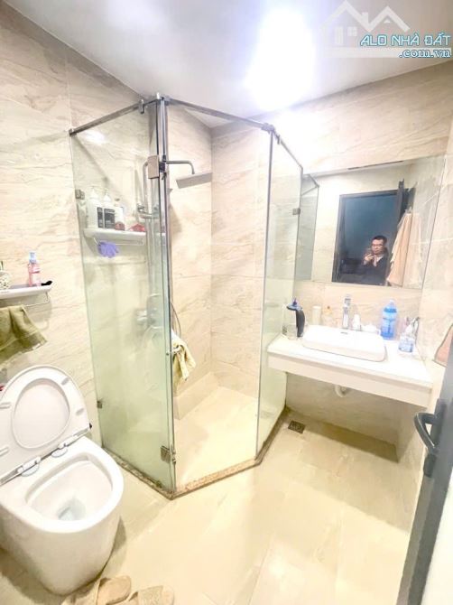 BÁN GẤP - NHÀ PHÁO ĐÀI LÁNG - 5 TẦNG FULL CÔNG NĂNG -33M2 GIÁ CHỈ 8.3 TỶ - 3