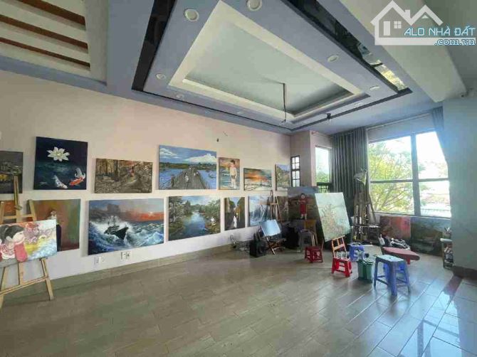 BÁN GẤP BIỆT THỰ 5 TẦNG 190M² ĐƯỜNG THANH THUỶ – VIEW BIỂN – GIÁ CHỈ 16.5 TỶ – HƠN 9M MT - 3