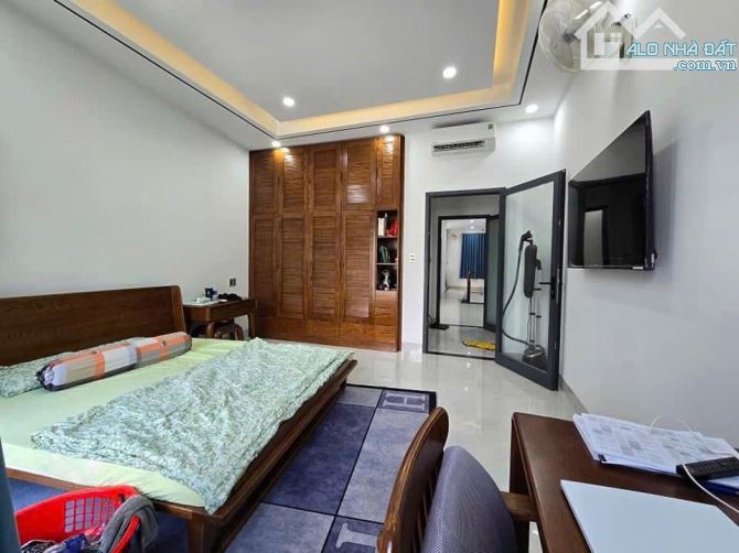 👉ĐỪNG CHẦN CHỮ SẼ MẤT CƠ HỘI SỞ HỮU NHÀ TRUNG TÂM TP VỊ TRÍ ĐẸP-DIỆN TÍCH TO 110m2 - 5,5 - 3