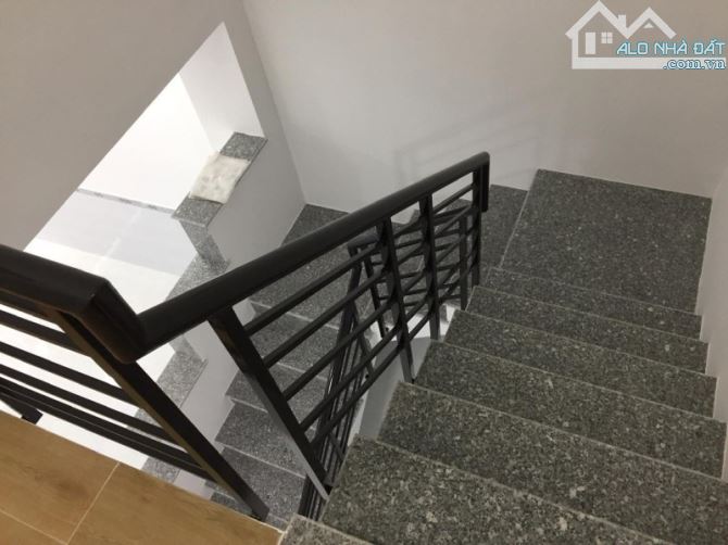 DT 56M2 - HẺM 154 ÂU DƯƠNG LÂN - KHU VIP - HẺM THÔNG - Ô TÔ CÁCH 20M - CHỈ 6.5 TỶ - 3