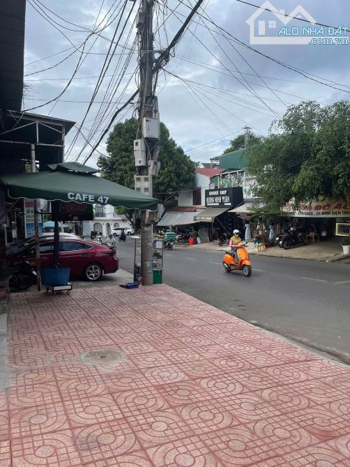Đất Mặt Tiền Phạm Ngũ Lão  --  Nguyễn Thị Minh Khai - BMT ——— Diện tích: 4.52x24m nở hậu - 4