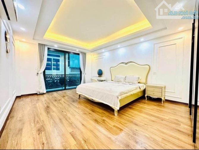 Nhà Tiền Yên, Hoài Đức 40M 4 Tầng, 4 ngủ, full đồ, ô tô đỗ cửa giá 3.8 tỷ - 4