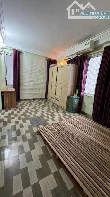 Bán nhà Ỷ La, Dương Nội: 30m², 3 tầng, mặt tiền 5.26m, giá 4.15 tỷ - 4