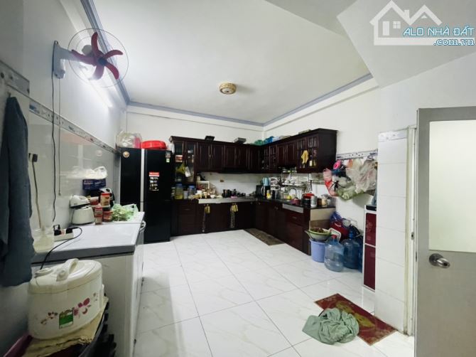 NGON TRONG TẦM GIÁ- 4 TẦNG HẺM NHỰA XE HƠI THÔNG QUANG TRUNG- 60M2. SỔ VUÔNG, NHỈNH 7 TỶ - 4