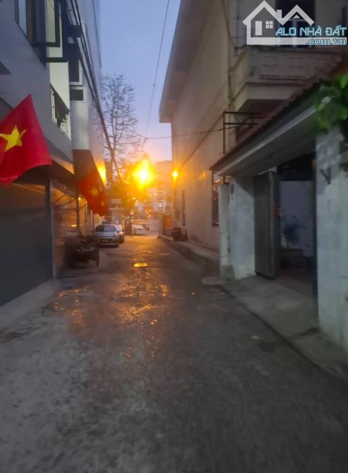 BÁN NHÀ VĂN PHÚ – VỊ TRÍ SIÊU ĐẸP – CÓ THANG MÁY – 5 TẦNG – 3 BƯỚC RA Ô TÔ - 33M2 - 9 TỶ - 4