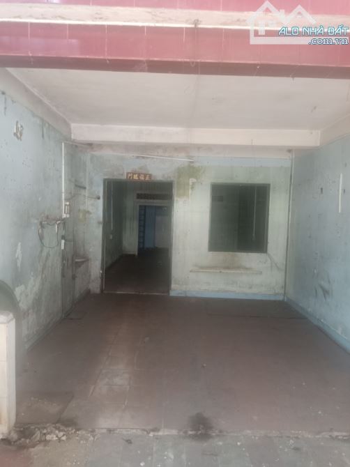 cần bán giảm 1,25tỷ. DT :4x17m=6,45tỷ. Nhà Trường Sa P.13 PN . - 4