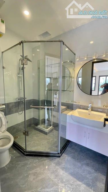 Nhà 2 mặt thoáng - 30/33m2 – 6.6 tỷ - Phan Đình Giót – Oto đỗ gần - 4