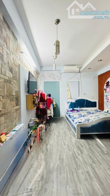 🏭Chỉ 10,2tỷ để sở hữu Căn nhà MT đường số 33 phường Tân kiểng quận 7 . 🌹 - 4