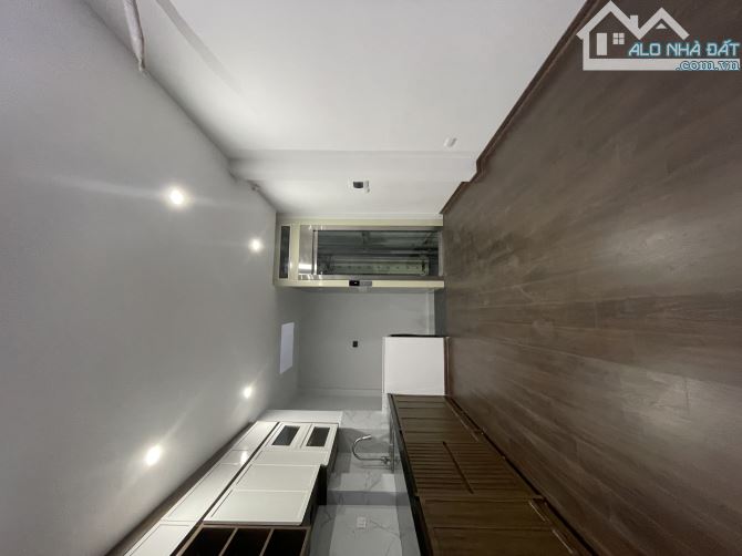 NHÀ ĐẸP TÂY HỒ- 6 TẦNG THANG MÁY -2 THOÁNG-NỞ HẬU-TẶNG NỘI THẤT HIỆN ĐẠI- GẦN PHỐ- Ở NGAY - 4
