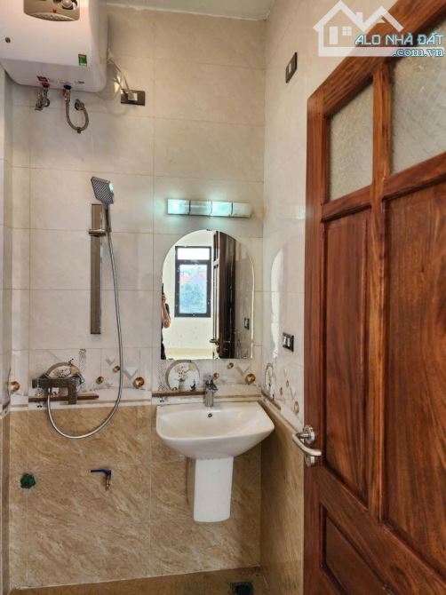 LỆ MẬT, LÔ GÓC 2 THOÁNG, NỞ HẬU, 45m2, GARA Ô TÔ 7c, THANG MÁY NK, 🔥8.6x - 4