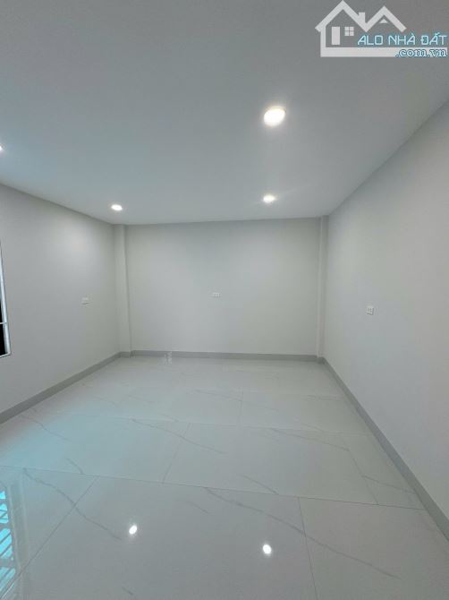 Siêu Phẩm! Bán nhà ngõ 211 Khương Trung, Gần Hồ, Cách ô tô 39m, 62m2, 4 Tầng Siêu Đẹp. - 5