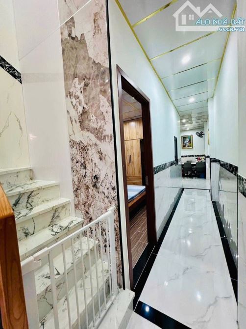 BÁN NHÀ 100M2 HẺM XE TẢI KINH DOANH - GẦN EMART 2 GÒ VẤP - NHỈNH 9 TỶ - 5