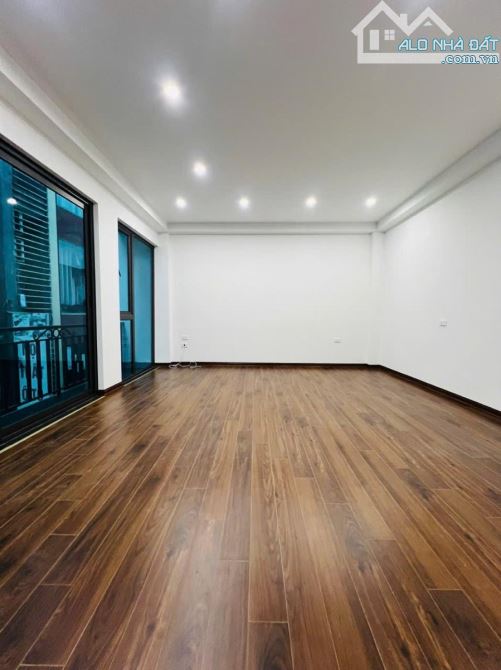 Bán nhà hoàng ngân khu vip của quận cầu giấy 55m*6t* giá 11.9 tỷ công năng đầy đủ. - 5
