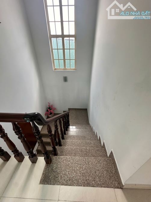 Bán Biệt Thự Gốc 2 MT Khu Dân Cư Lê Bôi - 11.5m x 18m - 199m.2-1 Trệt 1 Lầu - 3PN- 4WC-F7 - 6
