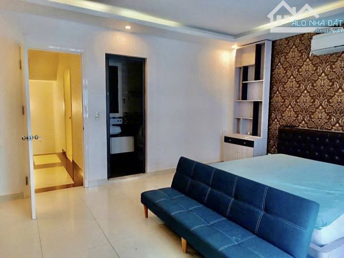 Bán nhà Tuyến 2 Văn Cao ngay sau nhà mặt đường. DT 60m2 x 4T - 6