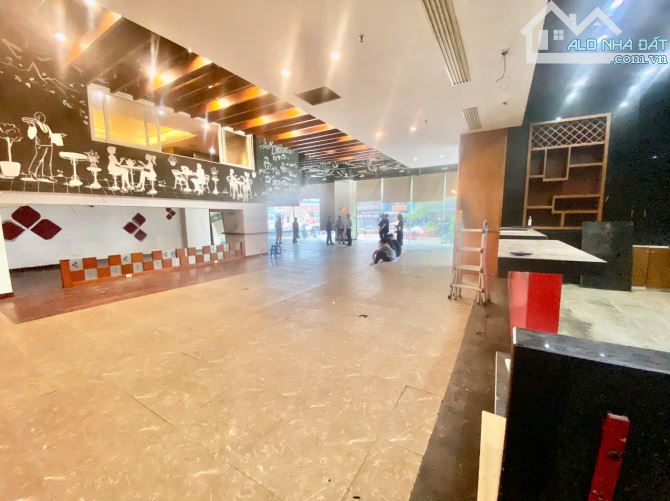 Chính chủ cho thuê Mặt bằng, Nhà Hàng, Spa,Thẩm mỹ viện....DT 668m chân đế lô góc Tây Sơn - 6