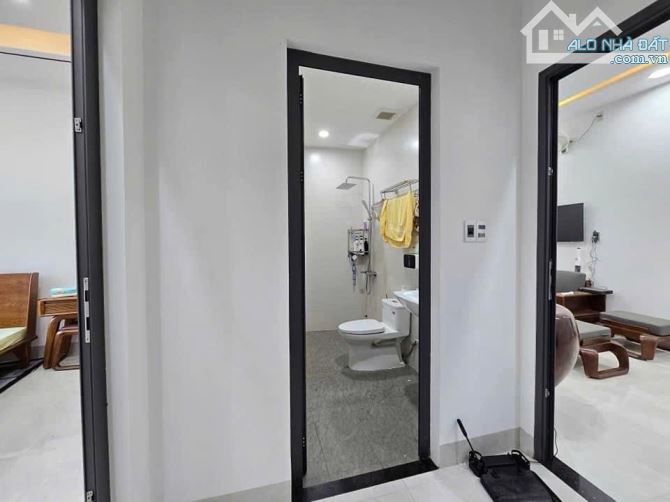 👉ĐỪNG CHẦN CHỮ SẼ MẤT CƠ HỘI SỞ HỮU NHÀ TRUNG TÂM TP VỊ TRÍ ĐẸP-DIỆN TÍCH TO 110m2 - 5,5 - 6
