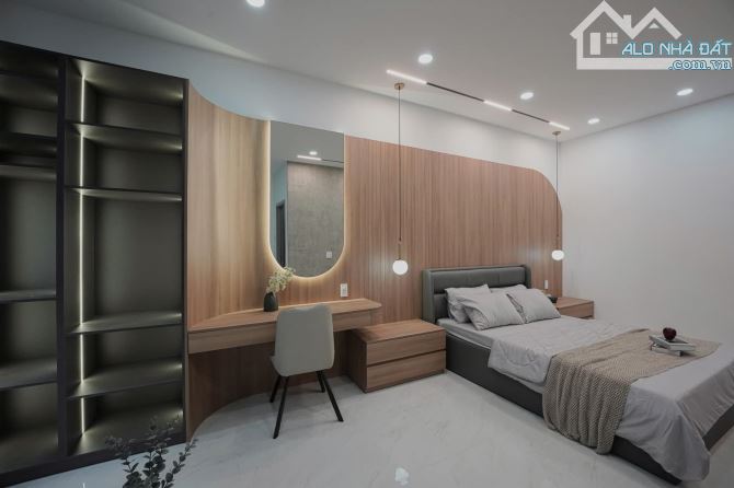 BÁN NHÀ KDC HỒNG LOAN D7( VỊ TRÍ CỰC ĐẸP) - GIÁ 5,9 Tỷ - GẦN BẾN XE CẦN THƠ - 7