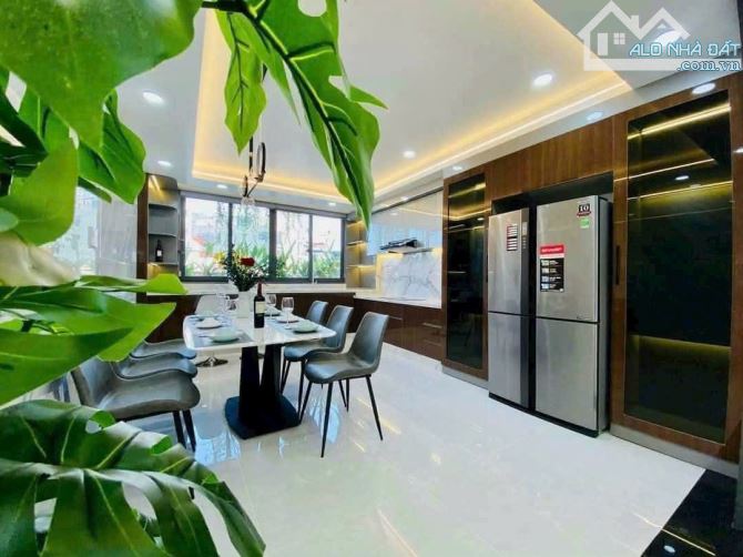 💎Nhà Mặt Tiền- Phạm Huy Thông Phường 6💎4m dài 16m 💎5 Lầu Thang Máy💎39 Triệu - 7