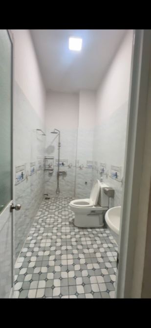 Mặt Tiền Ít Ai Bán Khu Gia Viên 1 Trệt 3 Lầu gần Đồng Khởi đối diện BV Đồng Nai - 7