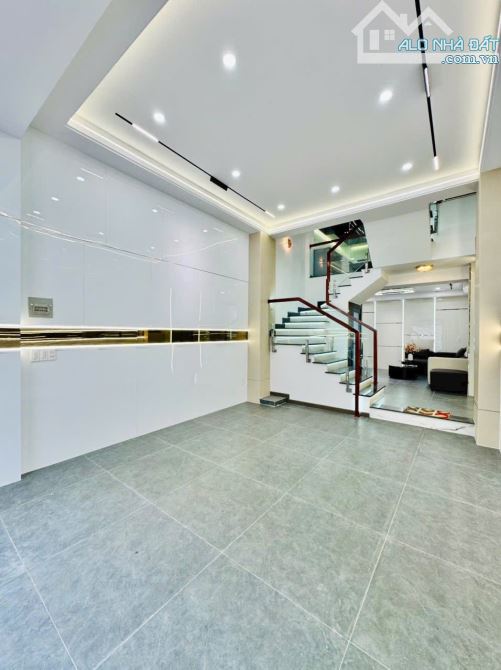 Bán biệt thự mini khu vip DTSD: 80m2 - Nguyễn Thái Sơn - kế bên chợ Gò Vấp - còn TL - 7