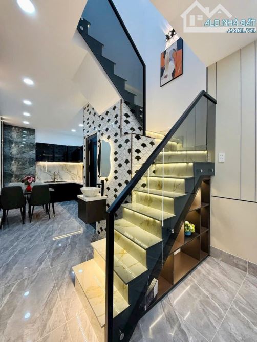 30M2, SÁT MẶT TIỀN BÙO QIANG LÀ, P12, HẺM XE HƠI 5M, NHỈNH 4 TỶ - 7