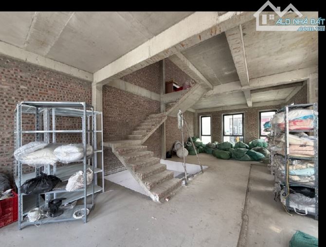 36.8 tỷ/115 M2/ 5 tầng/ 6.1 Mt/ Biệt Thự Louis City.Tân Mai - 8