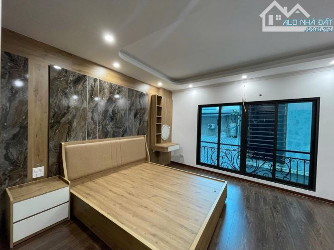 Bán nhà hoàng ngân khu vip của quận cầu giấy 55m*6t* giá 11.9 tỷ công năng đầy đủ. - 8