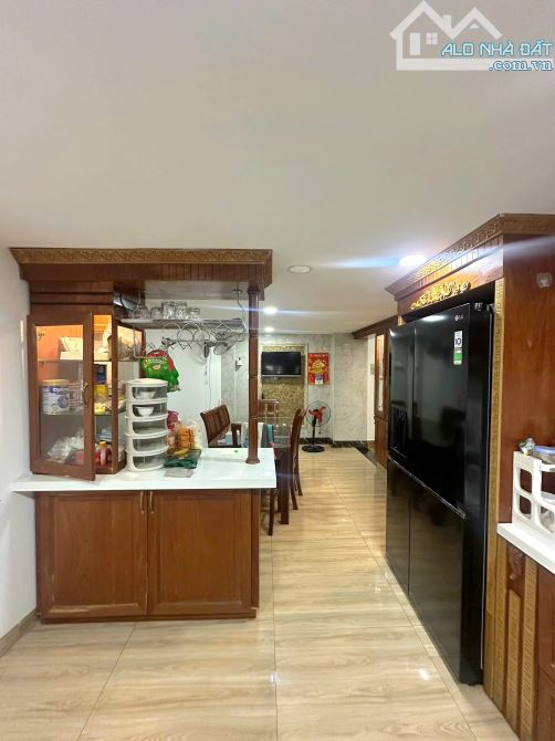 Biệt thự 3 tầng ,100m2 , Ngang 7m, tọa lạc P.BHH, Q. BÌNH TÂN - 12,5 tỷ - 9