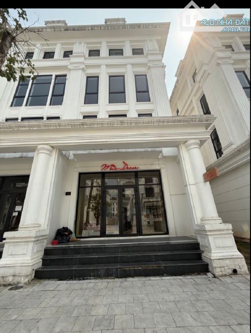 36.8 tỷ/115 M2/ 5 tầng/ 6.1 Mt/ Biệt Thự Louis City.Tân Mai - 9