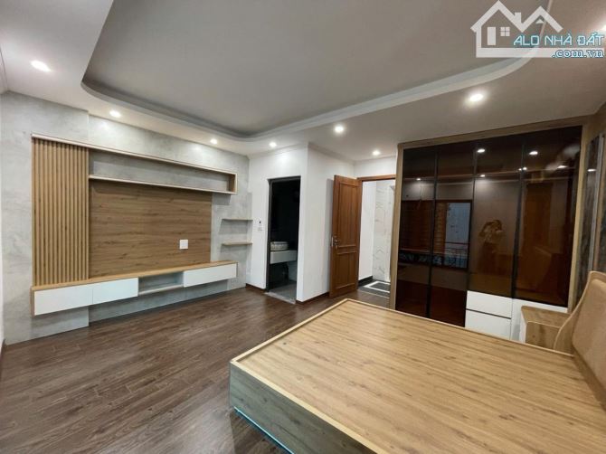 Bán nhà hoàng ngân khu vip của quận cầu giấy 55m*6t* giá 11.9 tỷ công năng đầy đủ. - 9