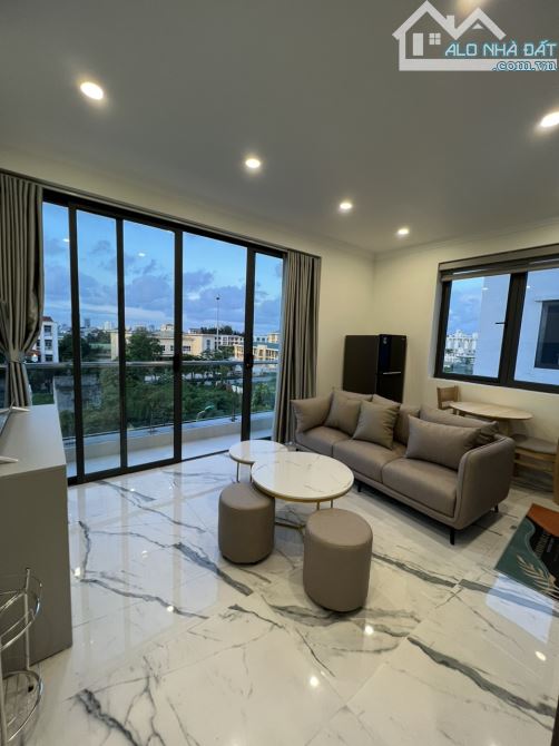 Cho thuê căn hộ cao cấp 1 p.ngủ (45m2) tại Waterfront City.