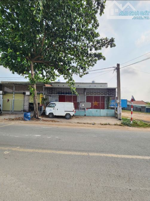 Bán nhà cấp 4 (9.2x9m), mặt tiền đường Nguyễn Thị Tươi p. Tân Bình