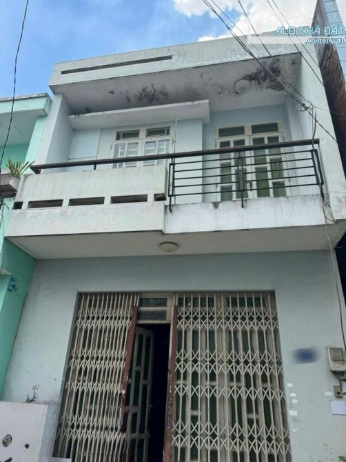 Cần tiền bán gấp nhà hẻm 7m Hương Lộ 2 - Mã Lò. DT 5x12m Giá 3,3 tỷ