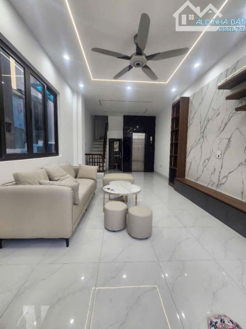 SIÊU PHẨM 6 TẦNG –55M -- THANG MÁY XỊN - ĐẠI ĐỒNG, VĨNH HƯNG