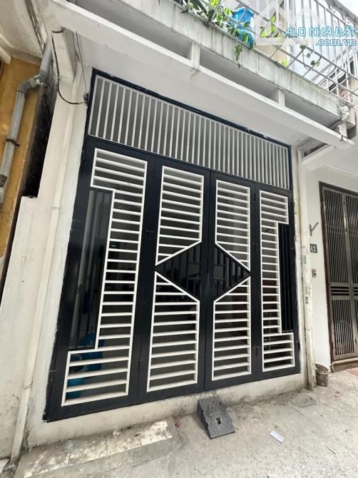🤑 QUANH 9 tỷ 🤑💥 PHÂN LÔ BƯU ĐIỆN - chuẩn 39m². 4PN. CẦU GIẤY -  OTO TRÁNH XE MÁY lưu th
